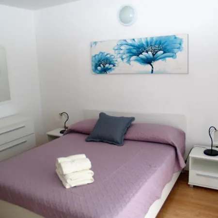 Mirjana Apartment *