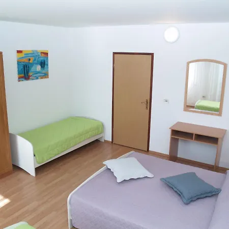 Apartment Mirjana